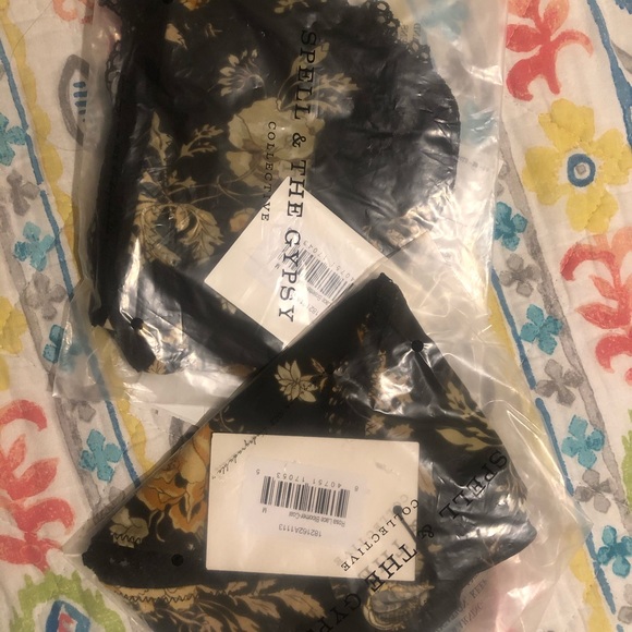 Sold on M!!! Authentic Spell Rosa Set - Picture 8 of 12